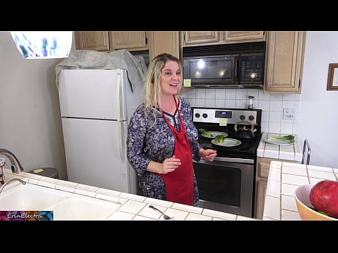 ❤️ Stepmom mulgere eum in culina ante diem suum Russian porn  ad nos la.sitevox.top